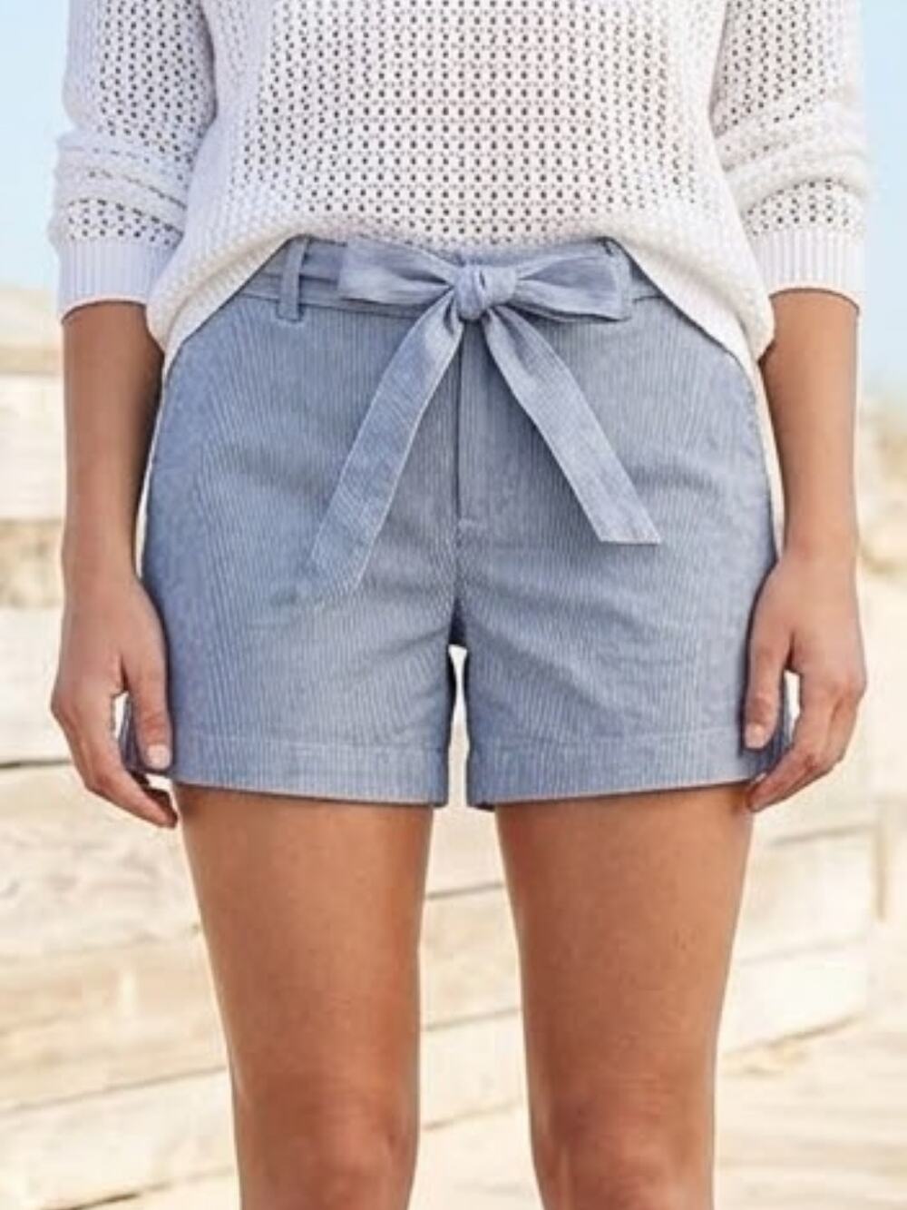 BANANA REPUBLIC Blue Pinstripe Tie Waist Shorts Size 0
